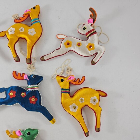 Vintage Chinese Silk Satin Embroidered Reindeer Christmas Ornaments Set Of 8 - Picture 4 of 9